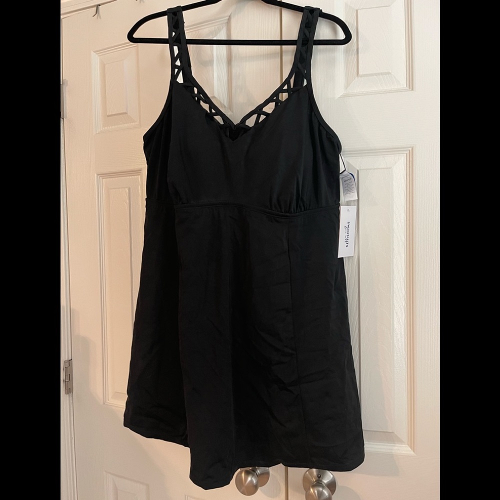 Black Swim Dress NWT Sz 24 Swimsuits For All
